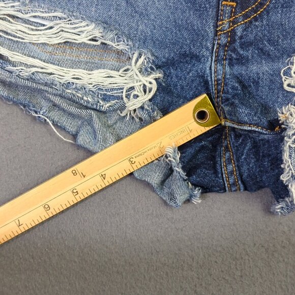 Levi's Jeans Shorts Women's 29 Blue Distressed Denim Button Fly - Picture 6 of 11